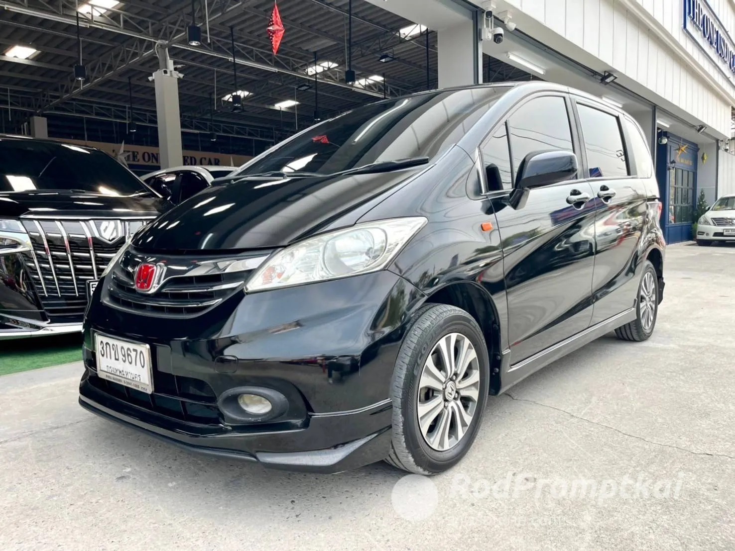 2013-honda-freed-15-se-bangkok-70736580