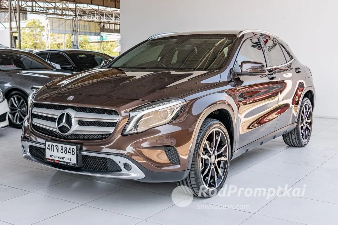 2015-mercedez-benz-gla-class-200-16-urban-bangkok-39769542