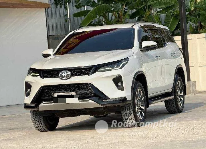 2022-toyota-fortuner-24-leader-v-bangkok-toyota-fortuner-24-leader-v-2wd-50844508