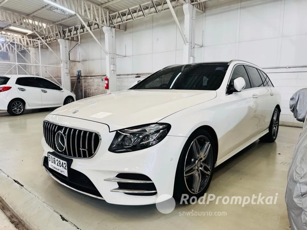 2018-mercedez-benz-e-class-e220d-20-amg-dynamic-bangkok-71218685