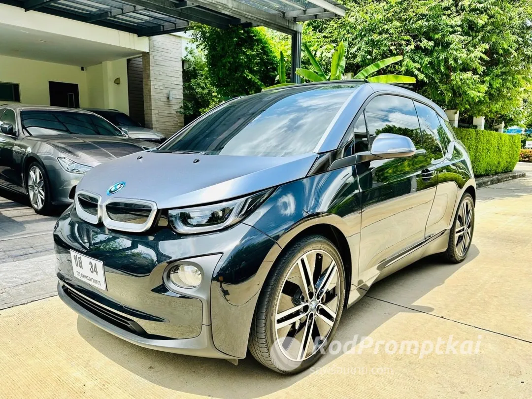 2016-bmw-i3-hybrid-bangkok-luxury-unique-urban-lifestyle-10210206